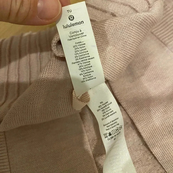 LULULEMON - Dreamweaver Wrap in Heathered Misty Pink Cashmere Blend - Picture 5 of 5